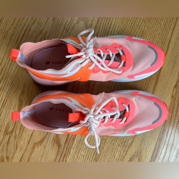 Fabletics Performance Sneaker - Picture 3 of 5